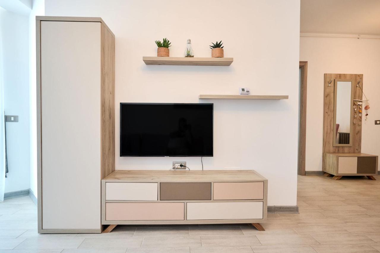 Beachfront 1Br Apartment- Spa N Pools 马马亚 外观 照片