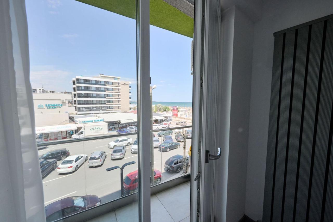 Beachfront 1Br Apartment- Spa N Pools 马马亚 外观 照片