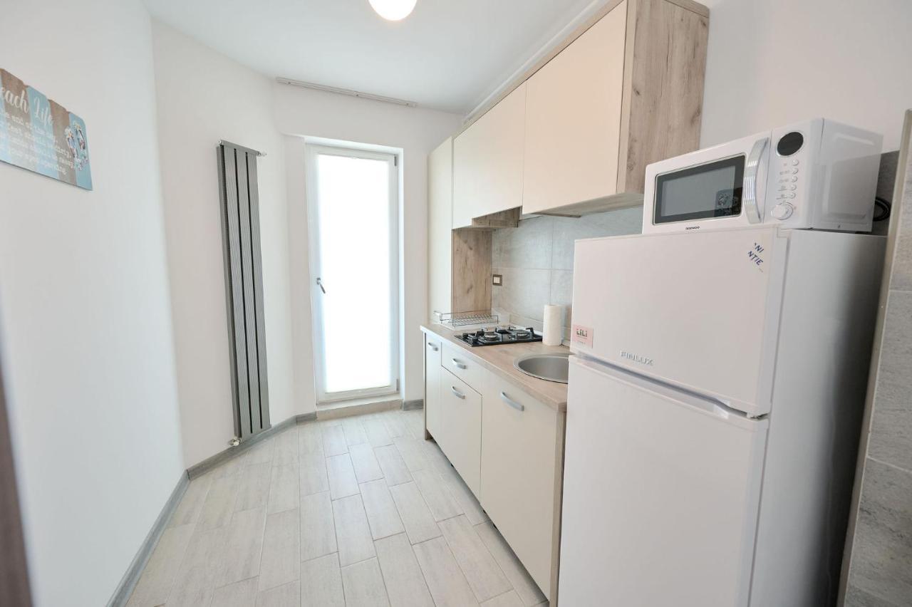 Beachfront 1Br Apartment- Spa N Pools 马马亚 外观 照片
